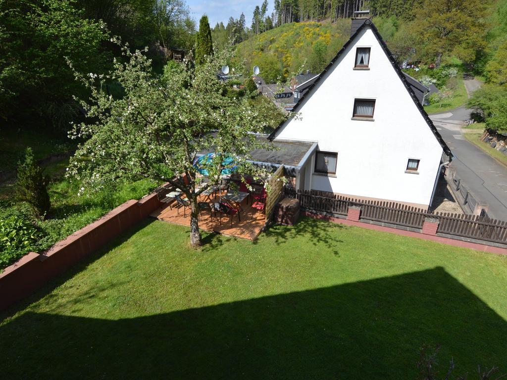 Holiday Home With Garden In Hellenthal Eifel Exterior foto